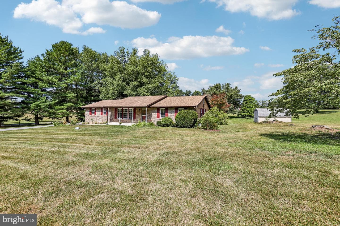 304 Blue Grass Lane photo 6