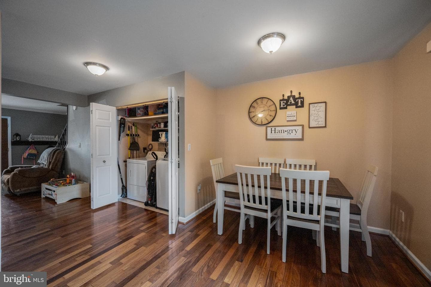 143 Grand Drive photo 11
