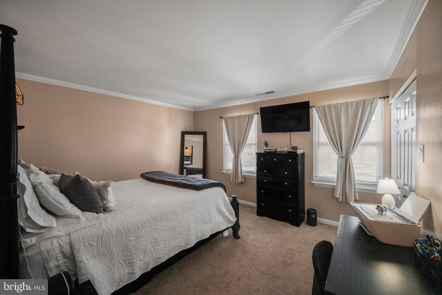 143 Grand Drive photo 13