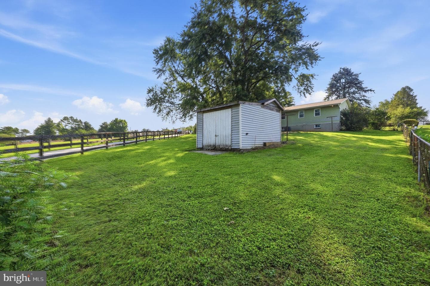 608 Oak Tree Road photo 11