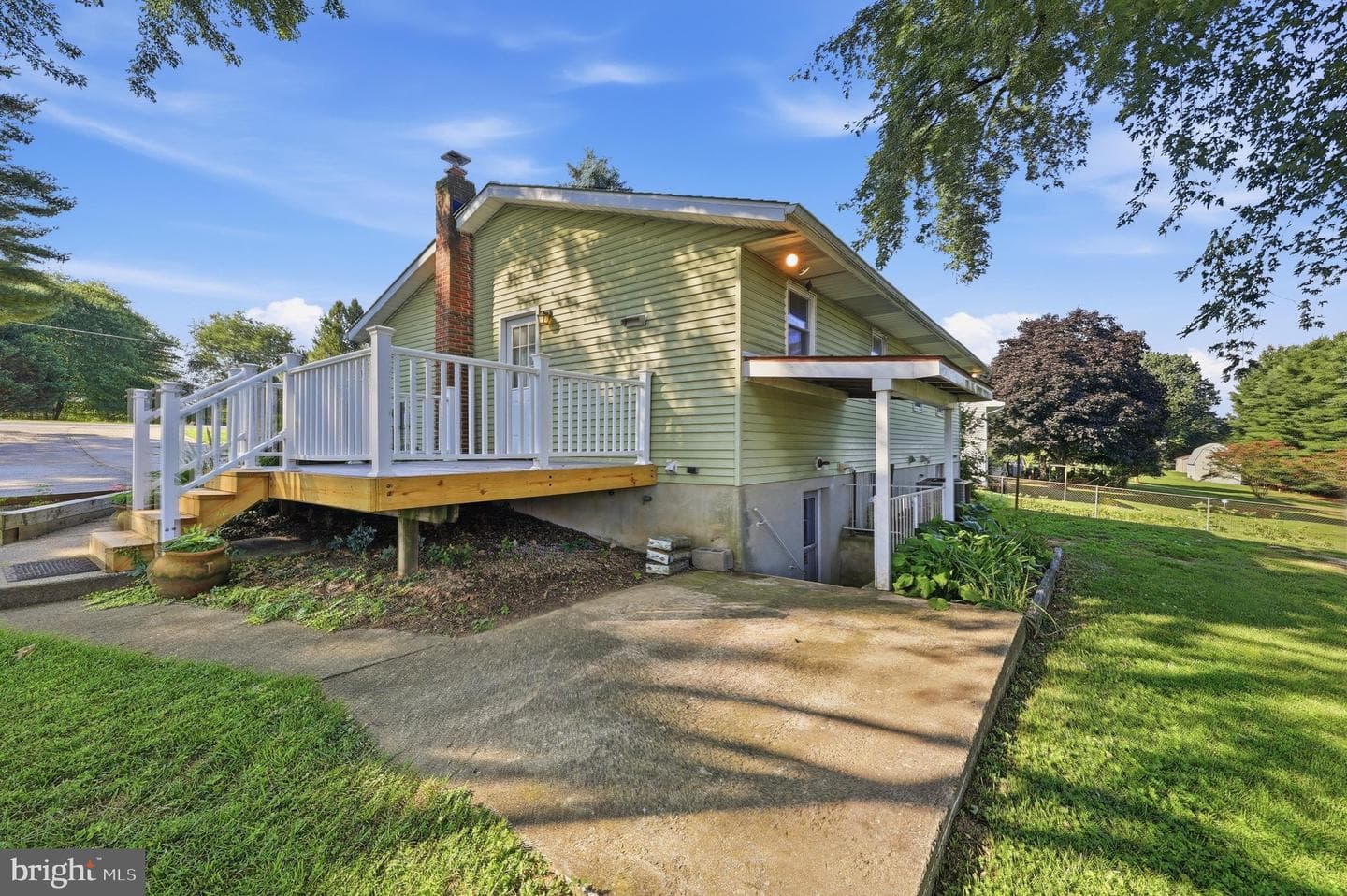 608 Oak Tree Road photo 15