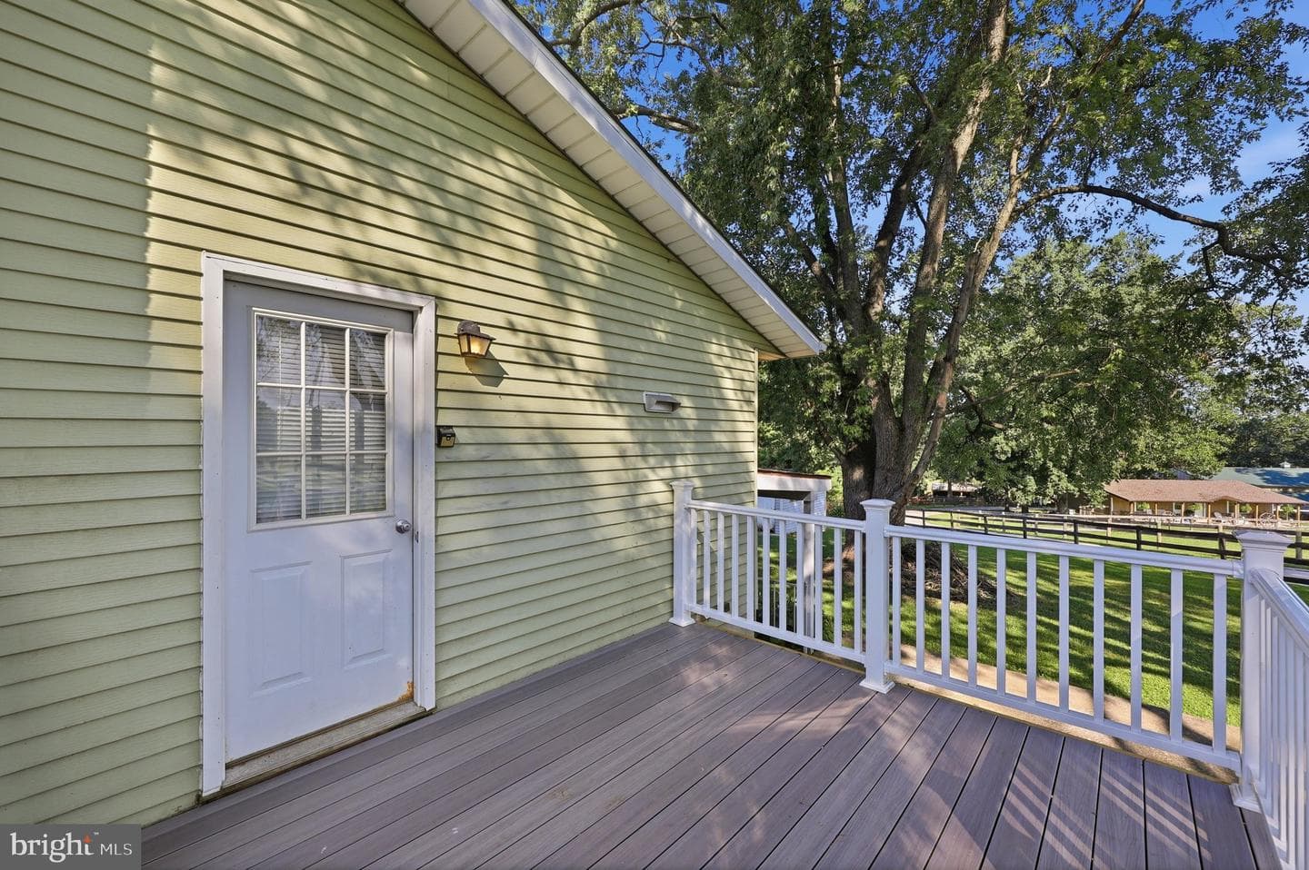 608 Oak Tree Road photo 17