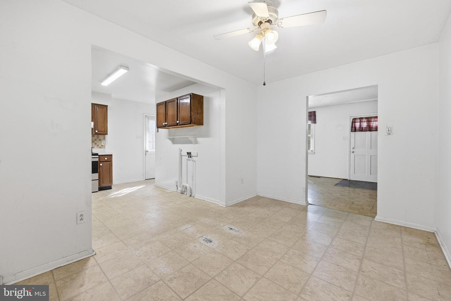 608 Oak Tree Road photo 27