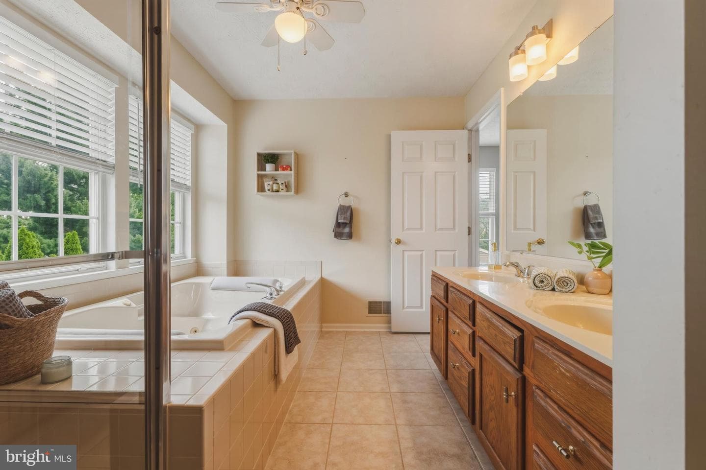 520 Yellow Lily Court photo 30