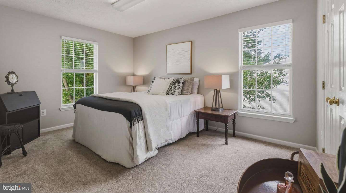 520 Yellow Lily Court photo 34