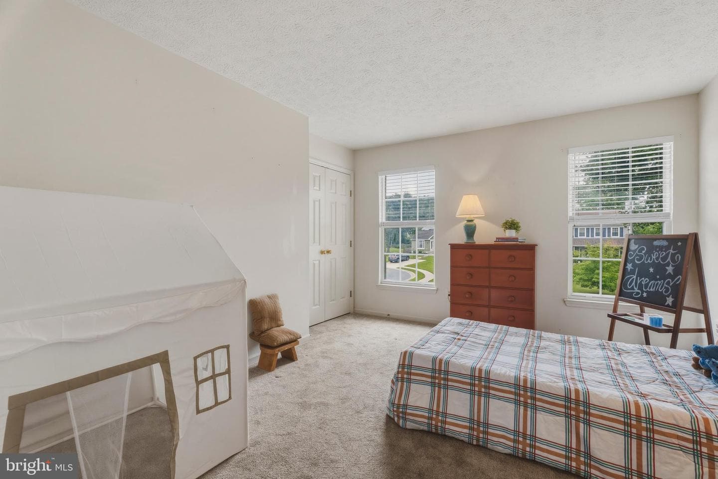 520 Yellow Lily Court photo 37
