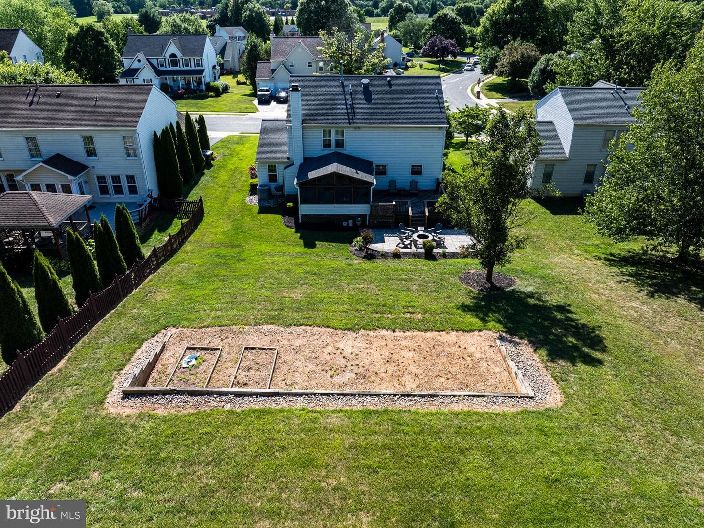 6025 Kennard Court photo 7