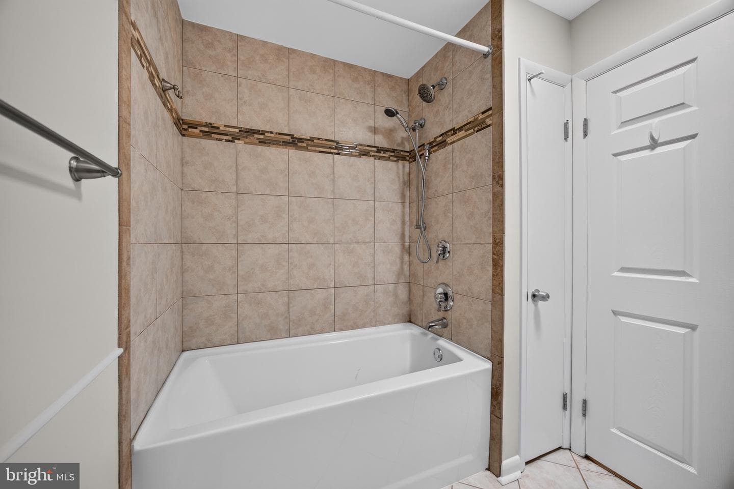 776 Iron Gate Circle photo 25