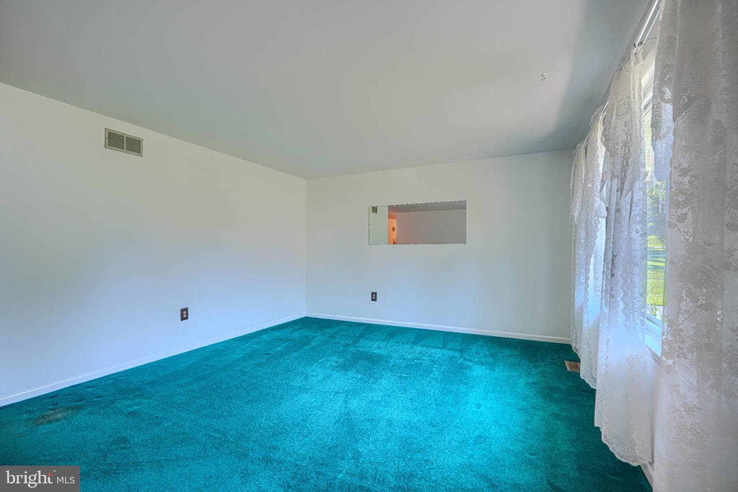 1520 Woodridge Lane photo 11