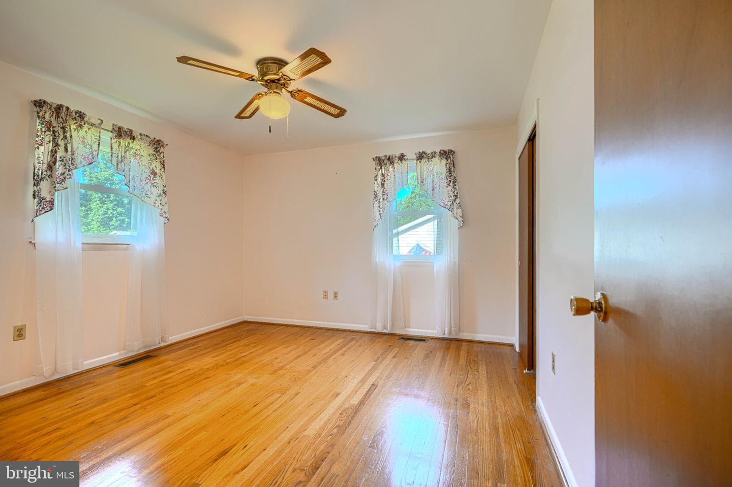 1520 Woodridge Lane photo 35