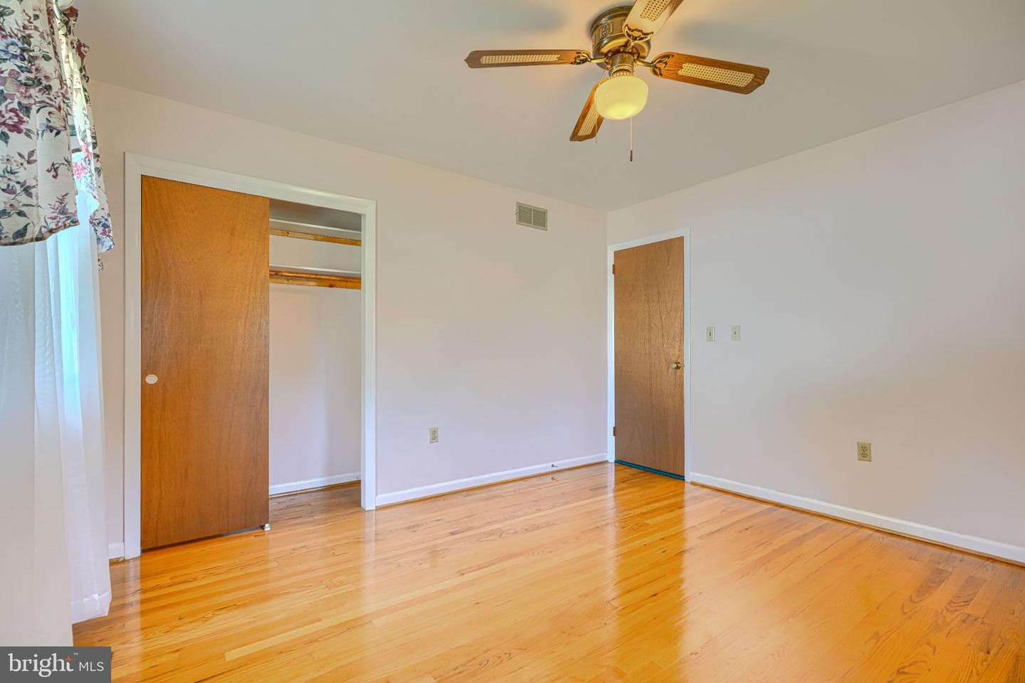 1520 Woodridge Lane photo 38
