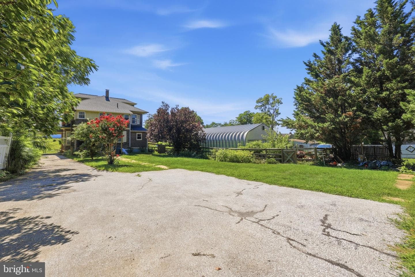 333 E Main Street photo 43