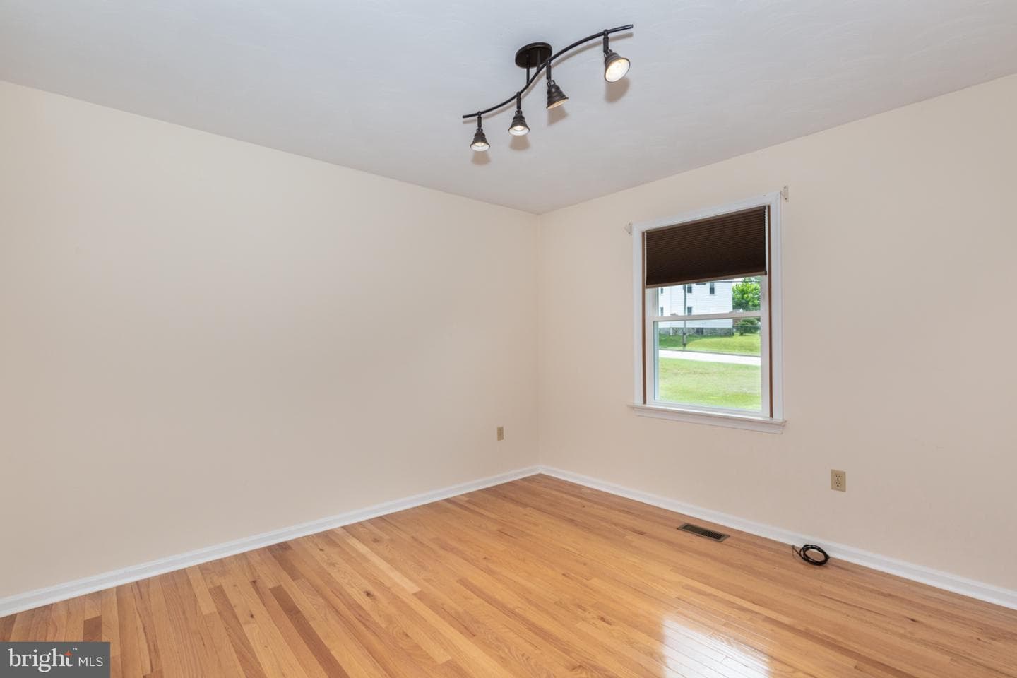 544 Uniontown Road photo 25