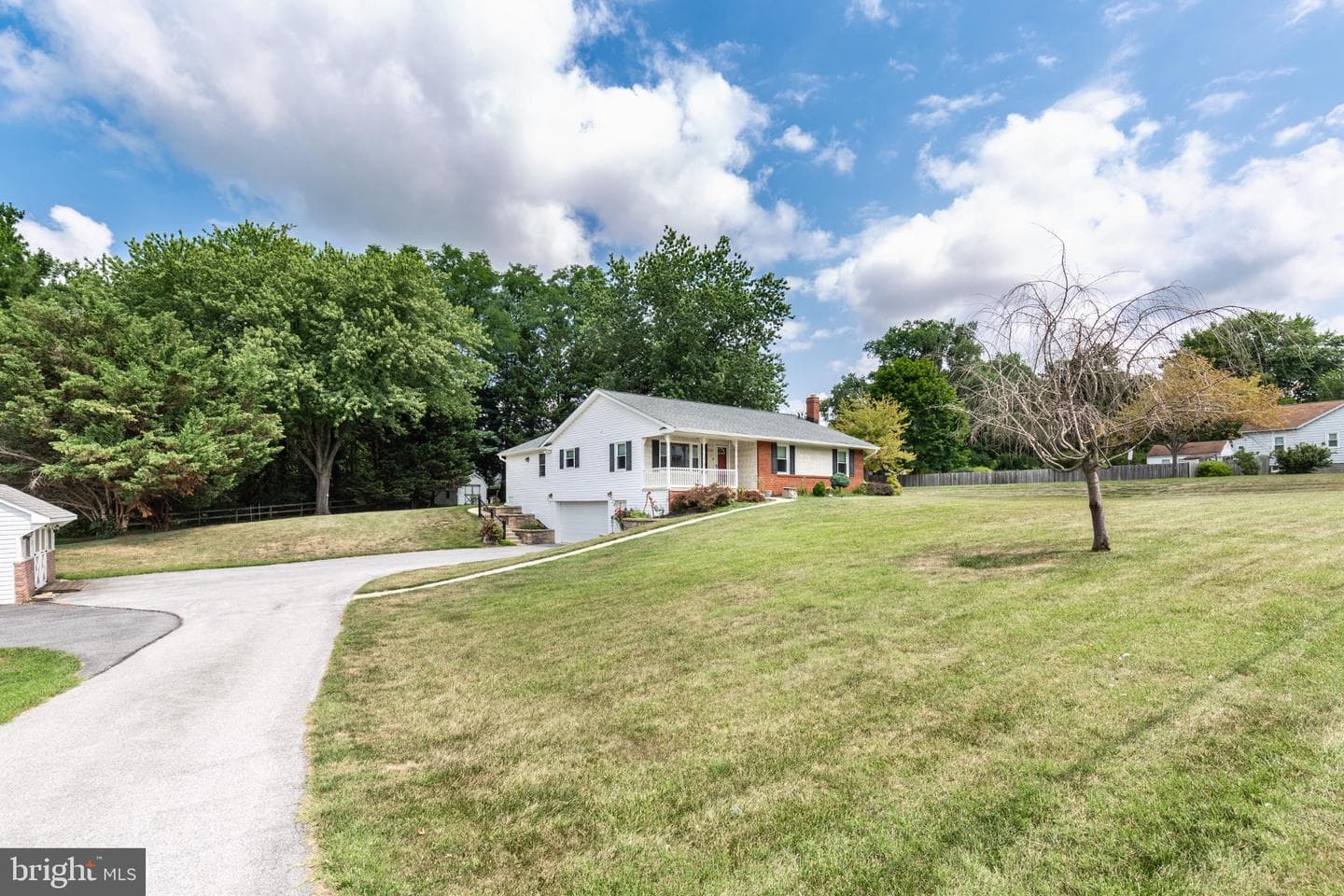 544 Uniontown Road photo 37
