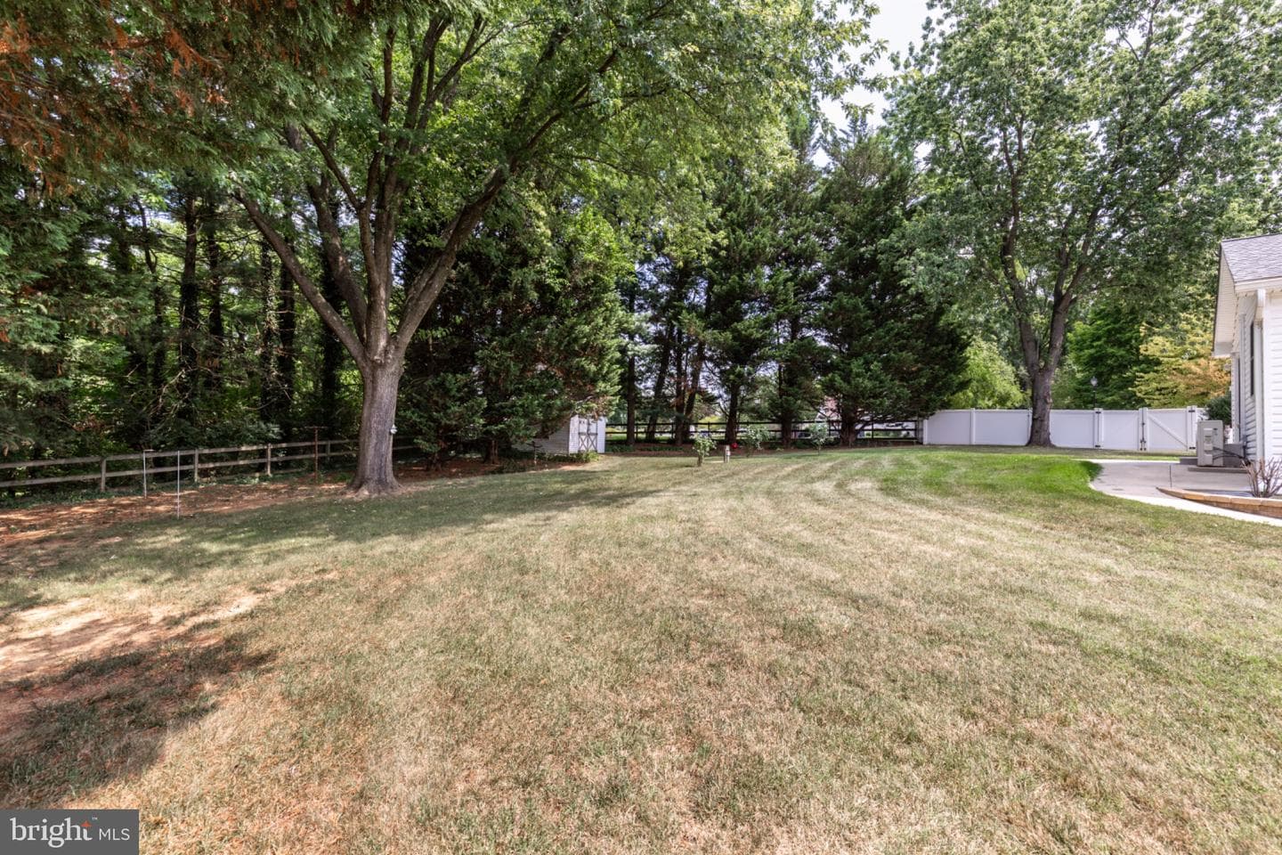 544 Uniontown Road photo 45