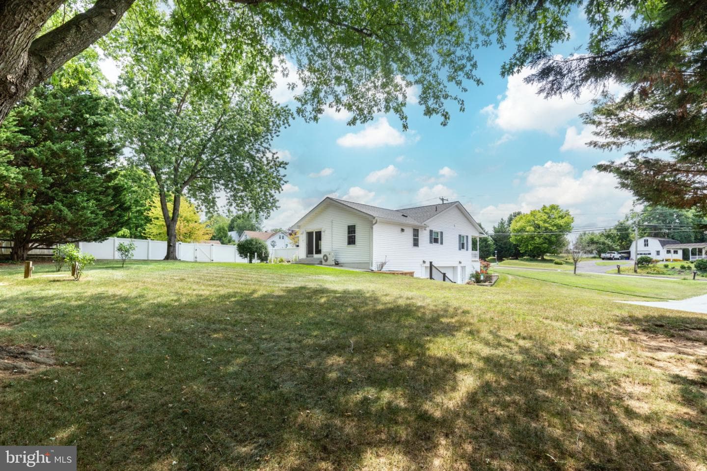 544 Uniontown Road photo 46
