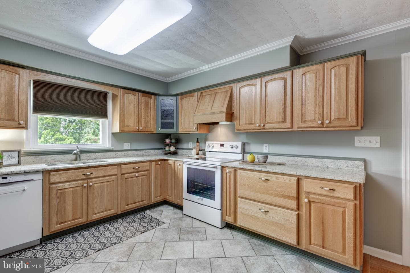 544 Uniontown Road photo 9