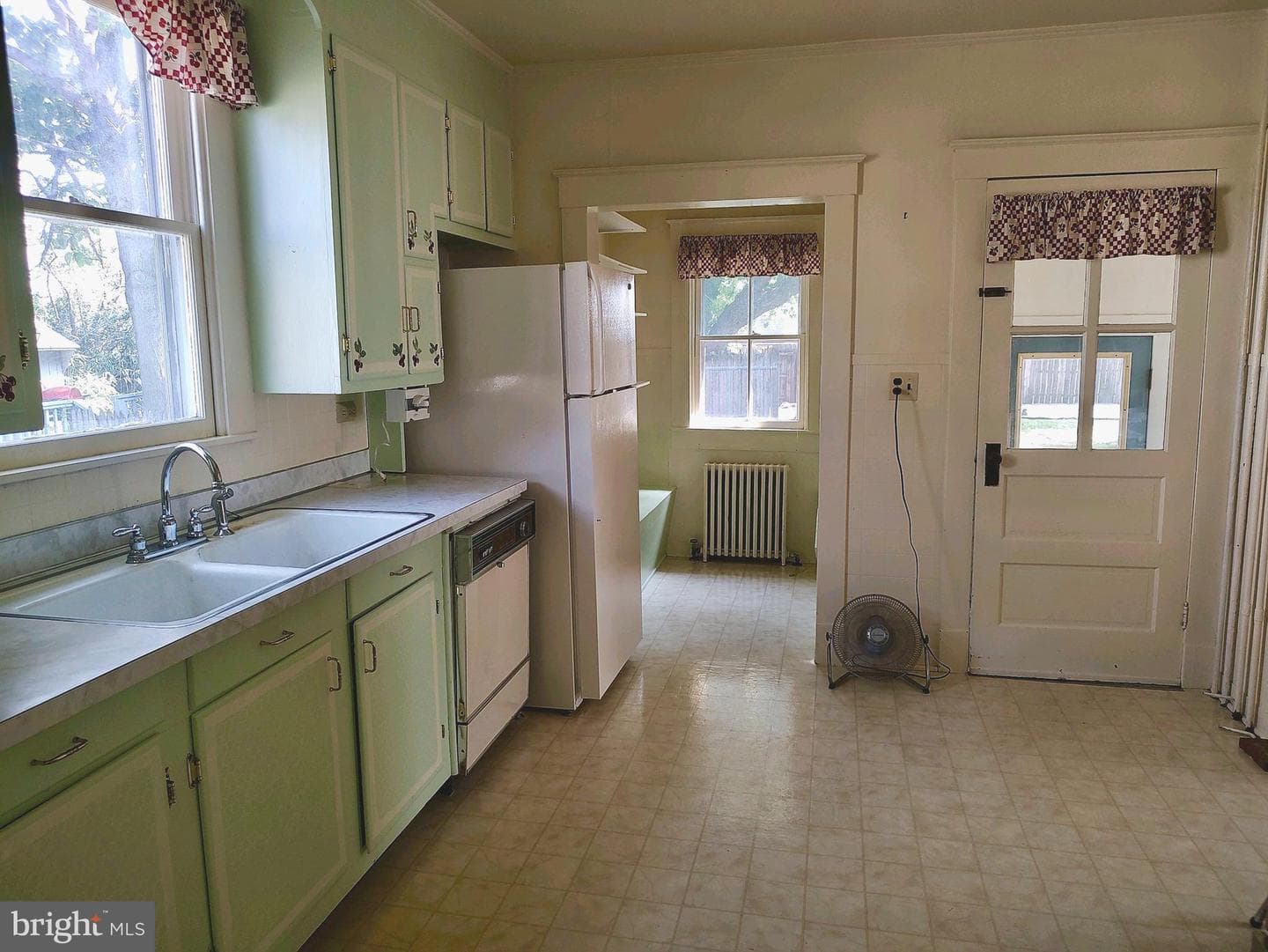 406 Dorchester Avenue photo 8