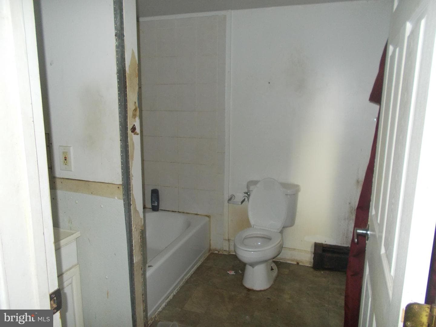 422 Linden Avenue photo 7
