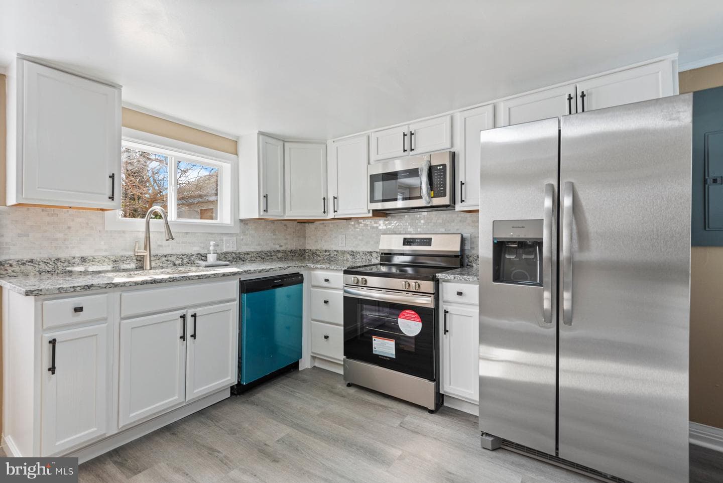 200 Franklin Street photo 13