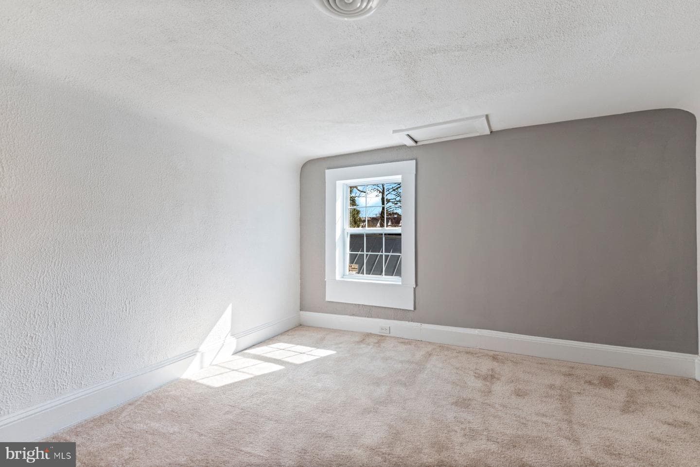 200 Franklin Street photo 29
