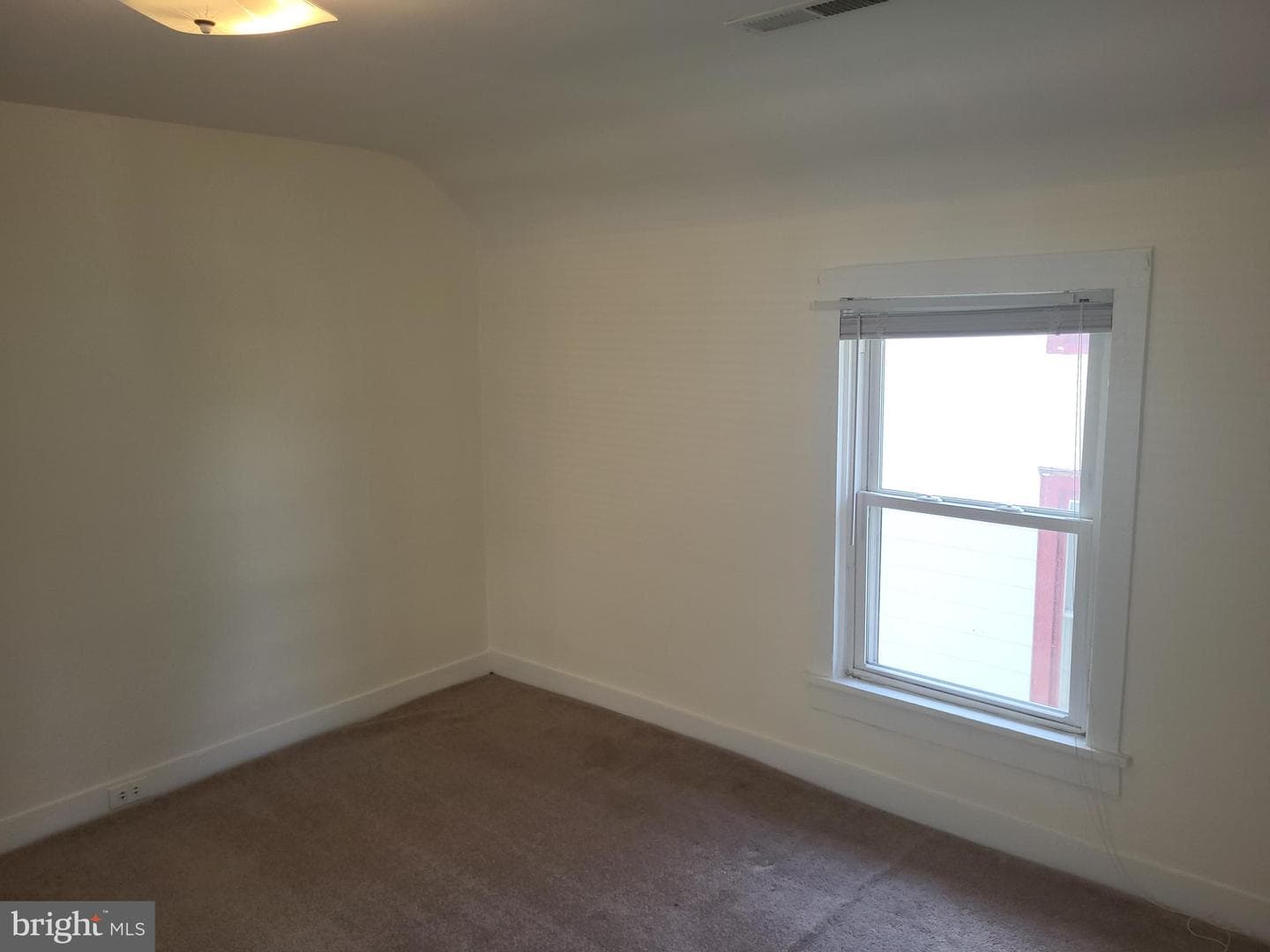307 Maryland Avenue photo 38