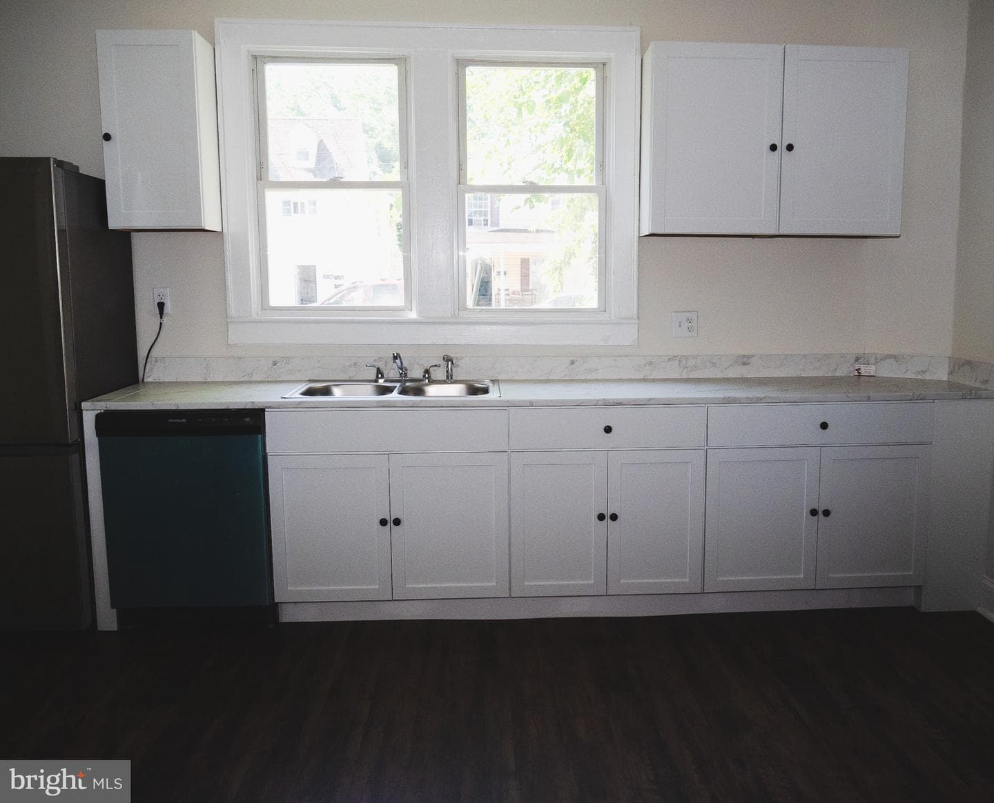 515 Academy Street photo 6