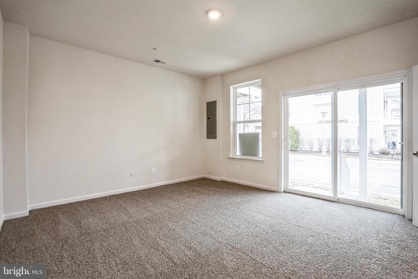 304 Riverside Lane photo 21