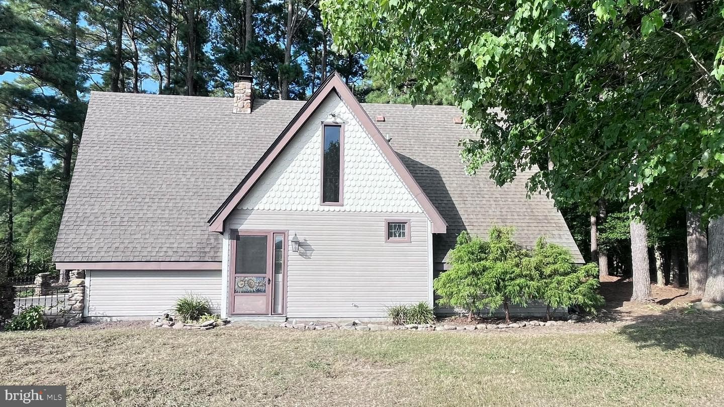 1716 Hudson Road photo 10