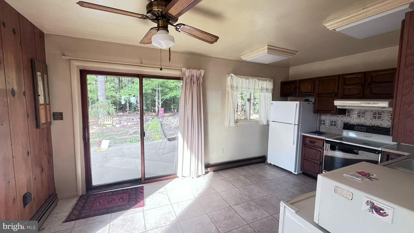1716 Hudson Road photo 18