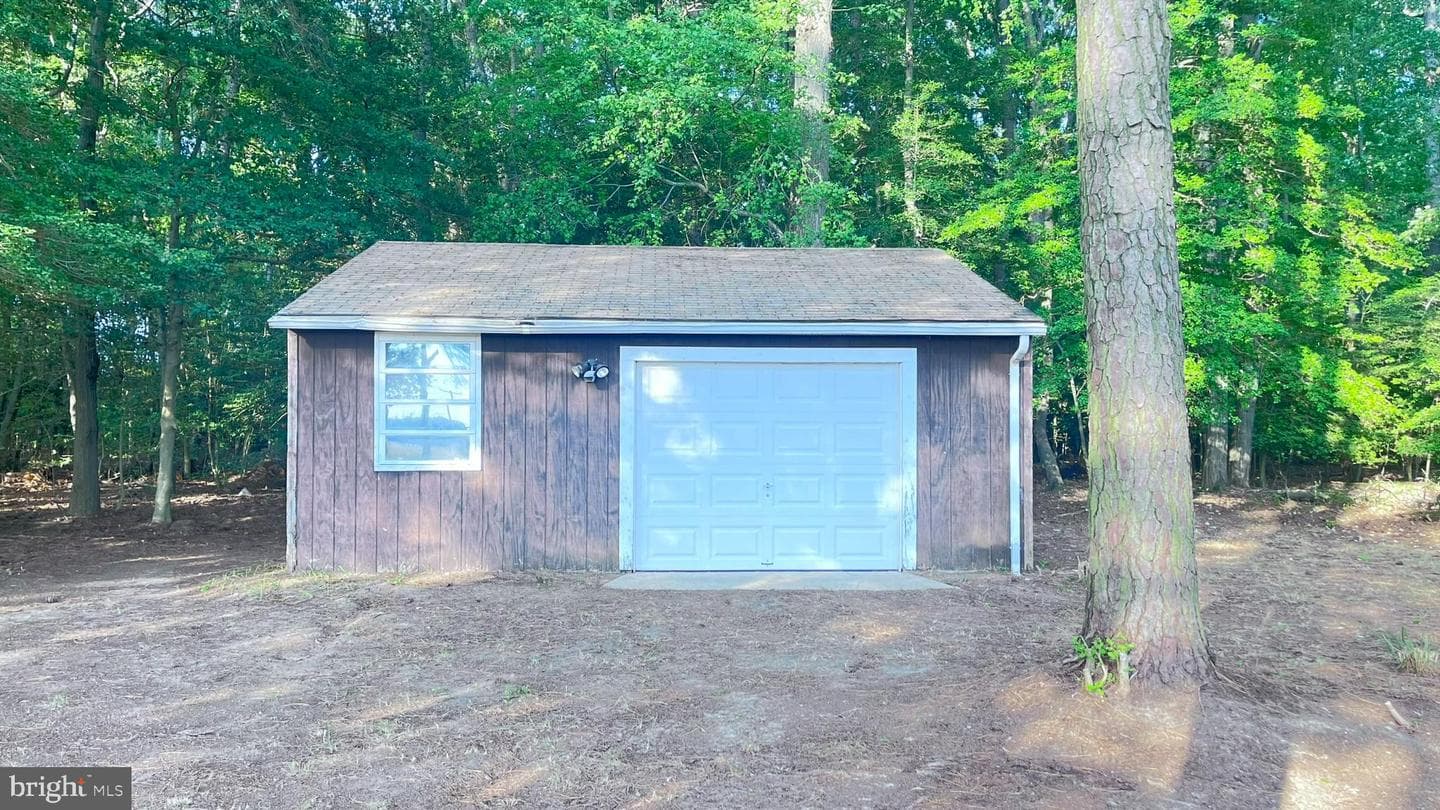 1716 Hudson Road photo 39