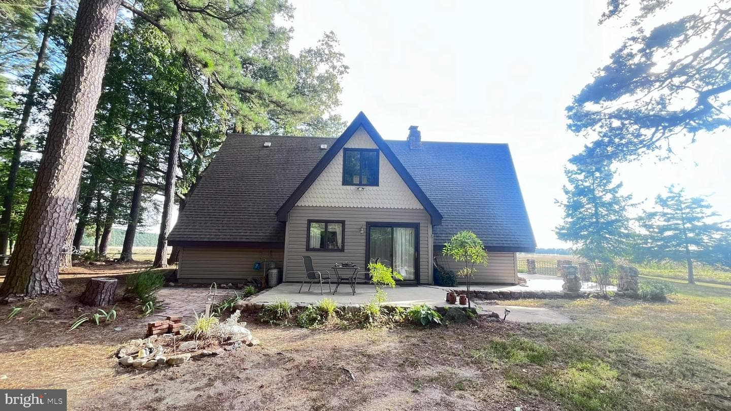 1716 Hudson Road photo 8