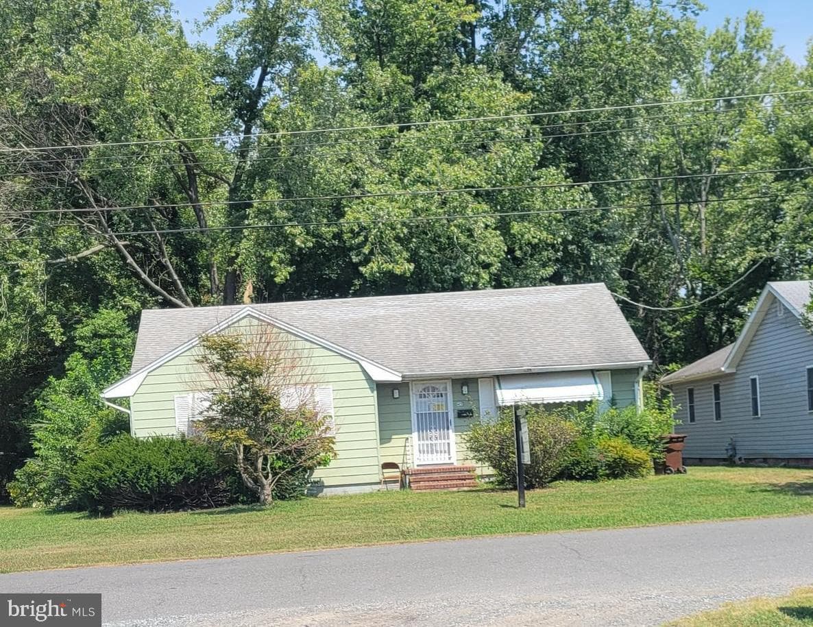 805 Robbins Street photo 2