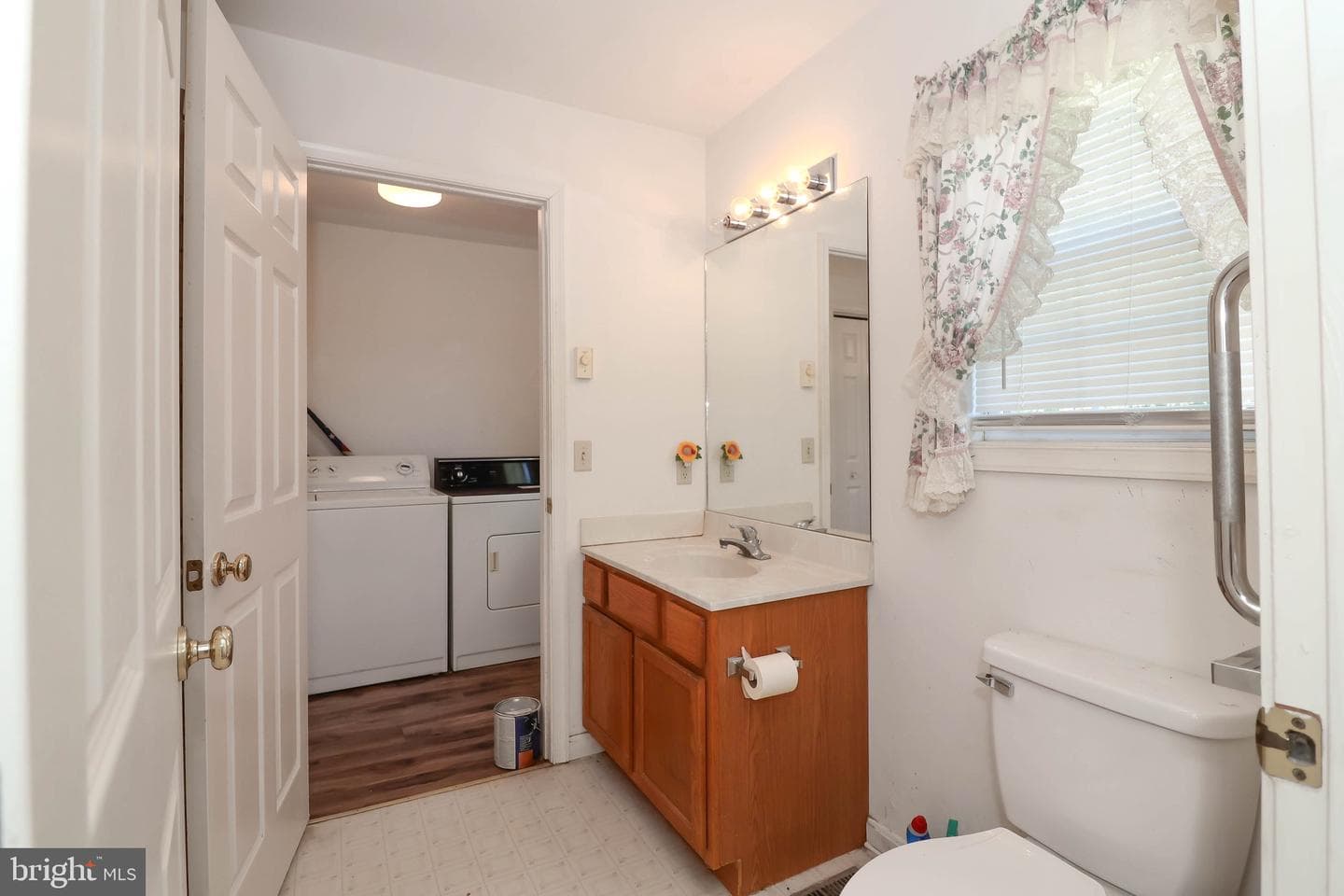 5860 Thompsontown Road photo 13