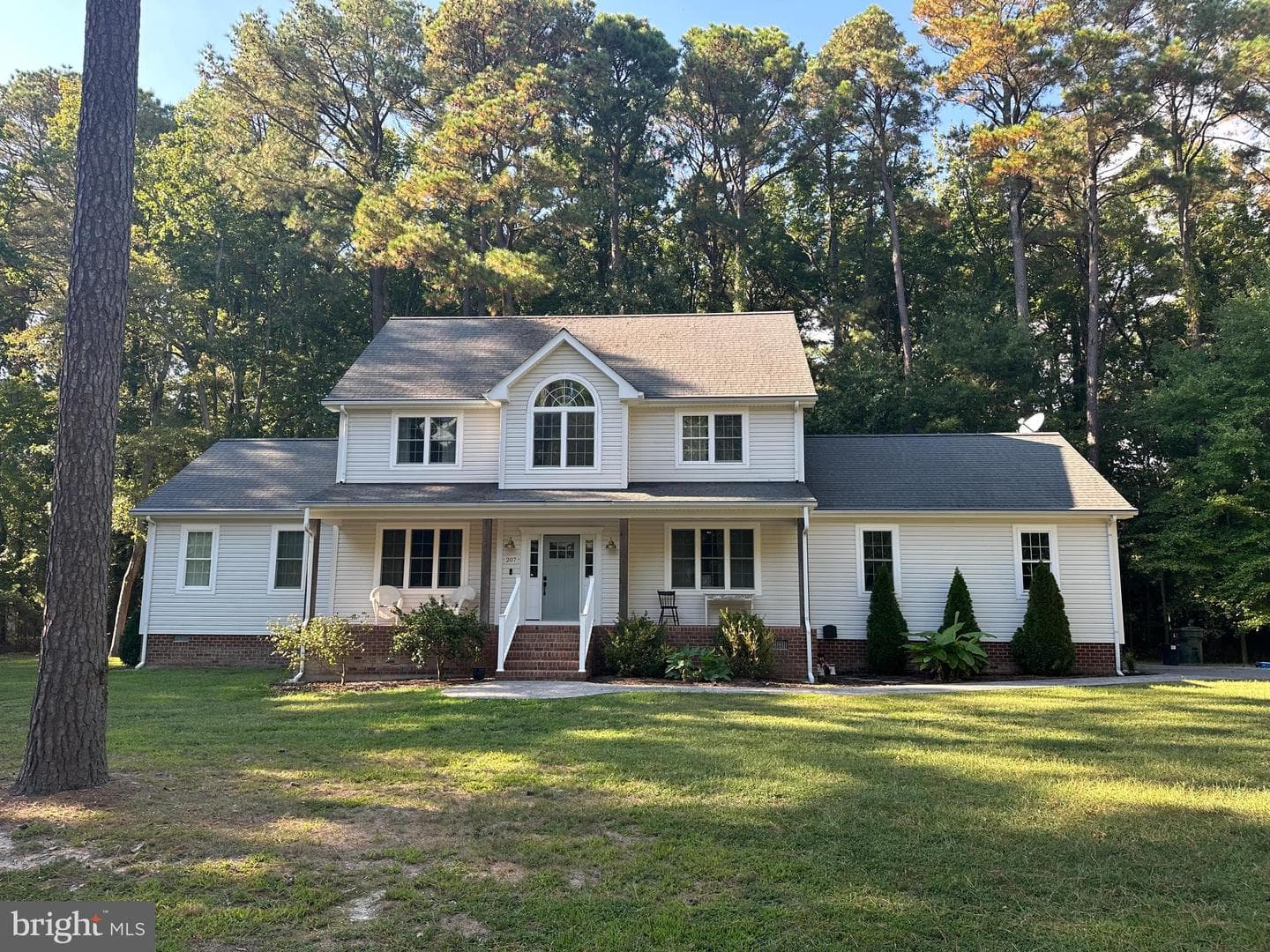 207 Johnson Street photo 2
