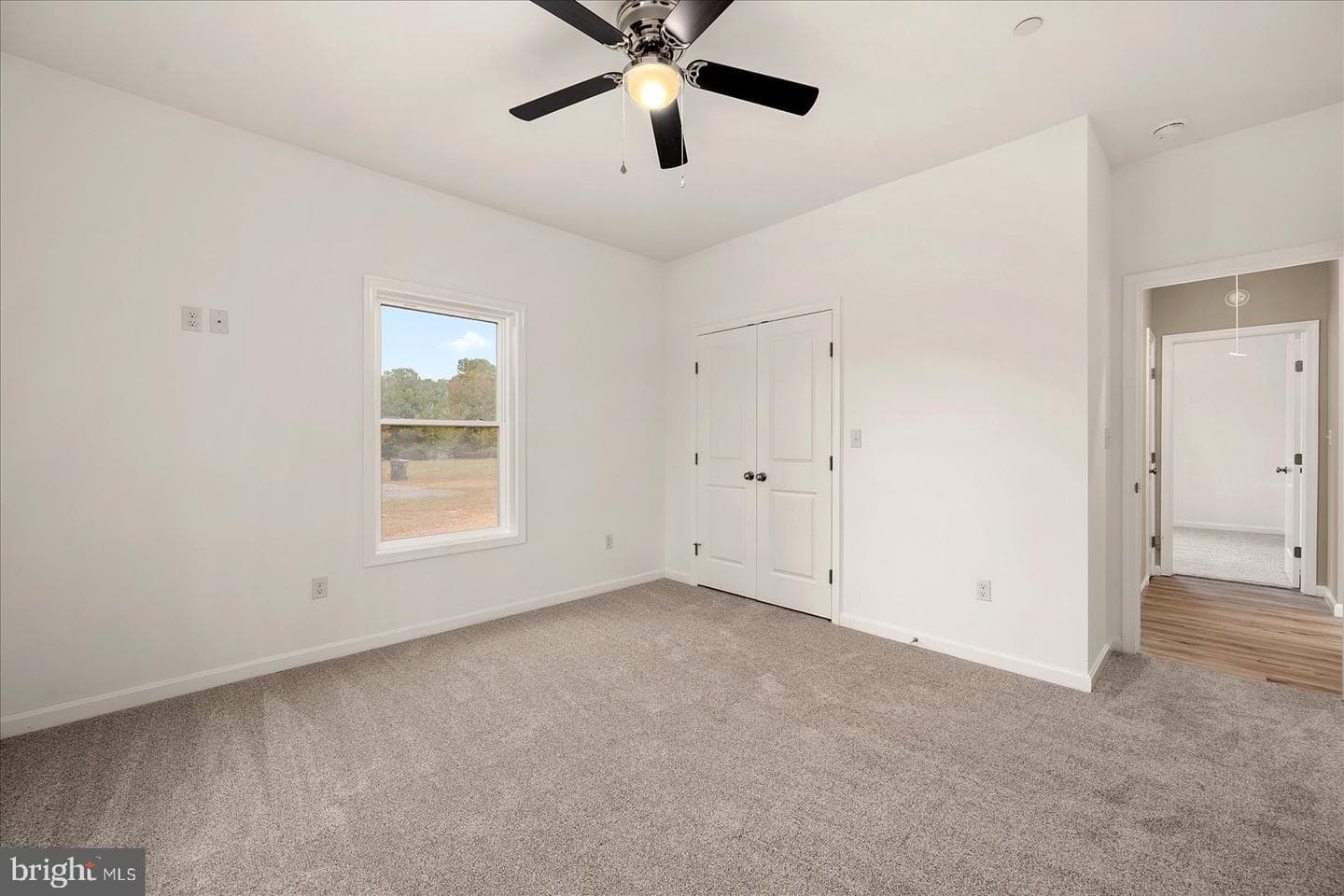 6259 Solomons Circle photo 12