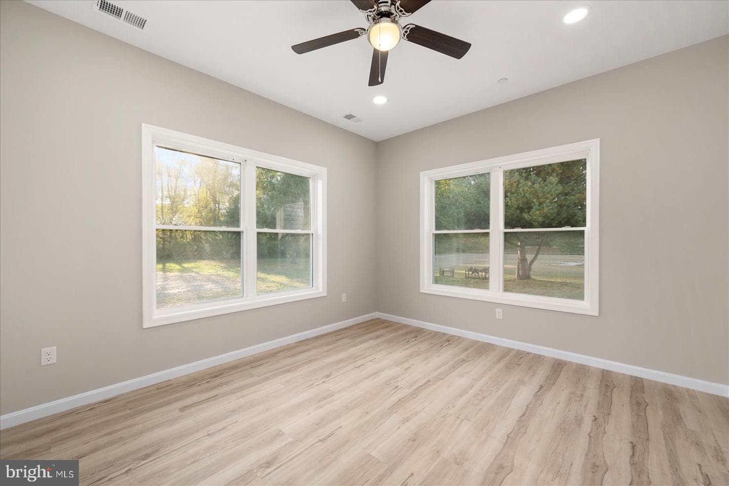 6259 Solomons Circle photo 39