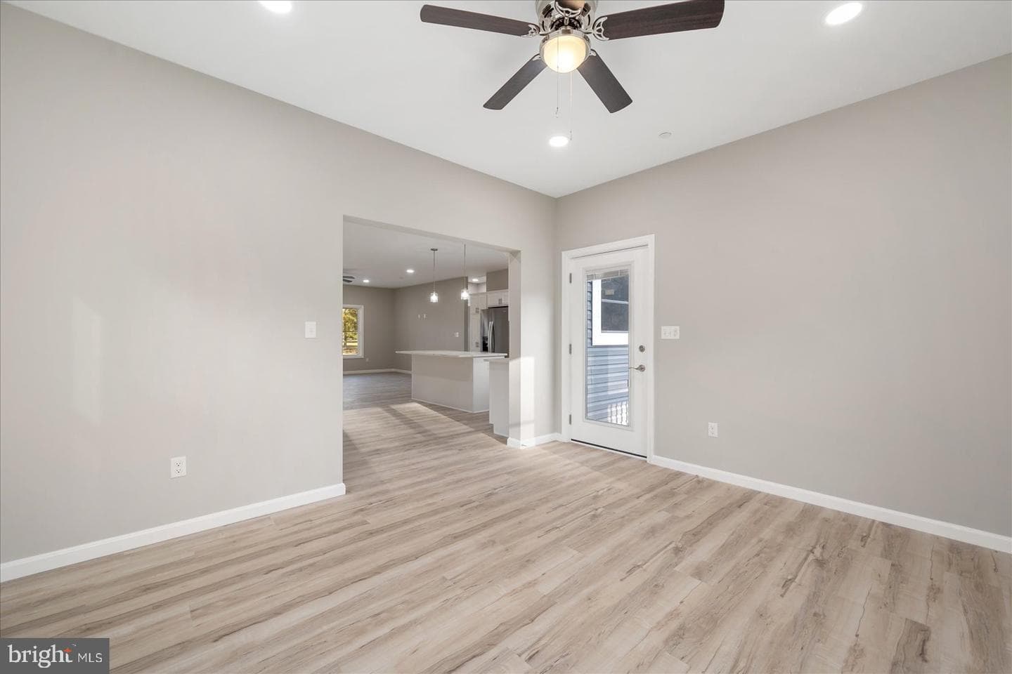 6259 Solomons Circle photo 41