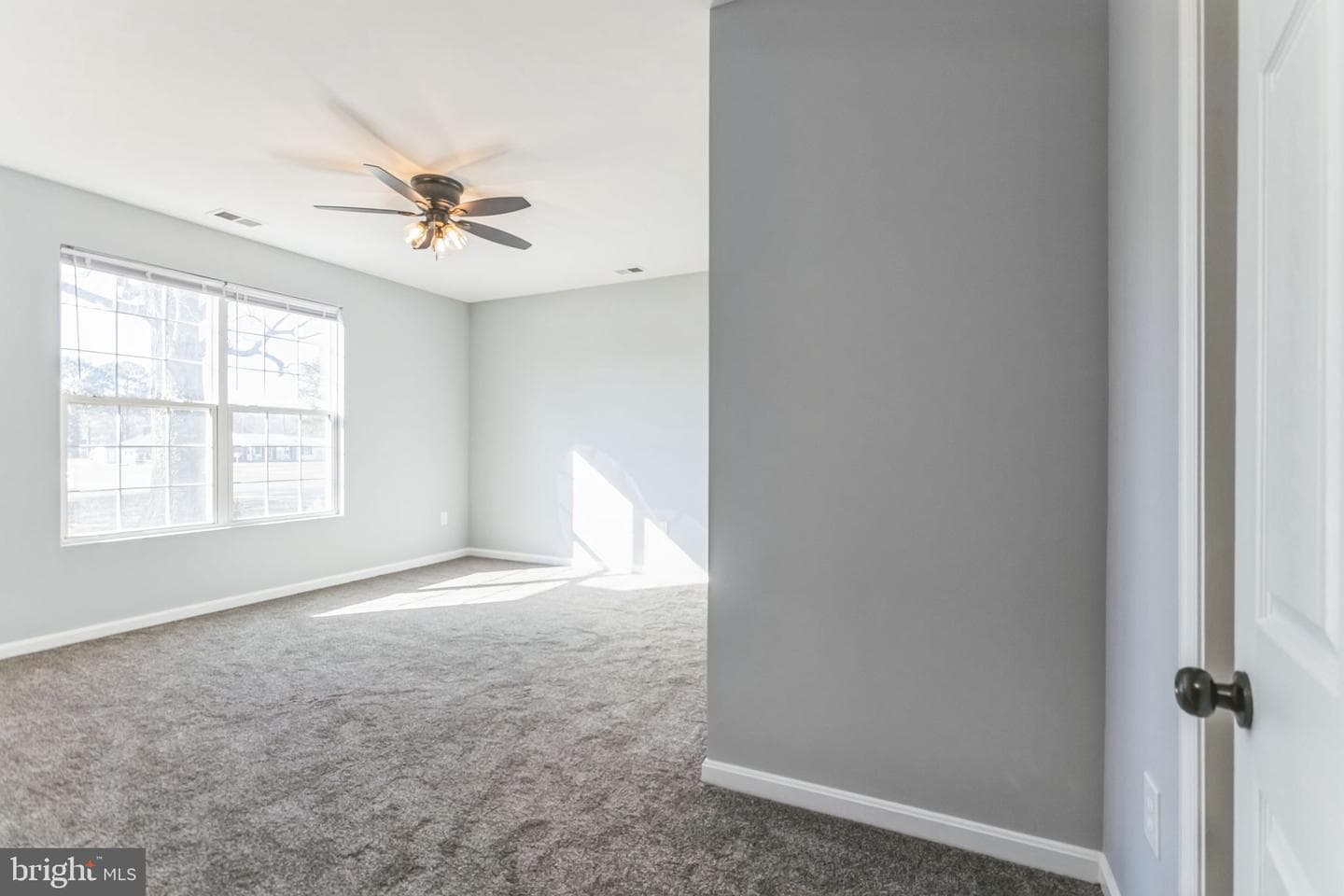 1520 Glasgow Street photo 14