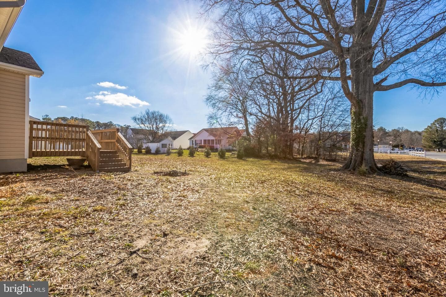 1520 Glasgow Street photo 22