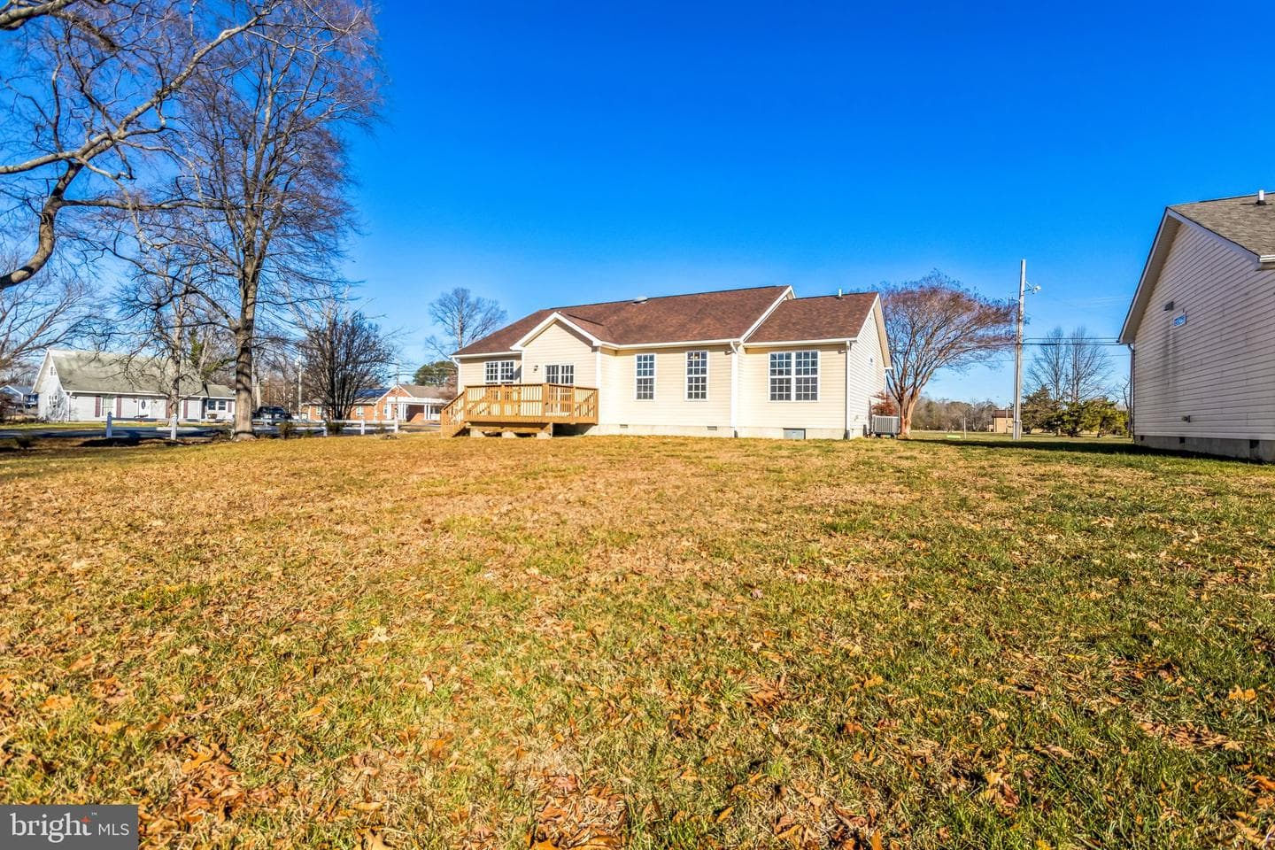 1520 Glasgow Street photo 26