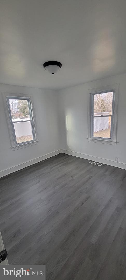 501 Goldsborough Avenue photo 4