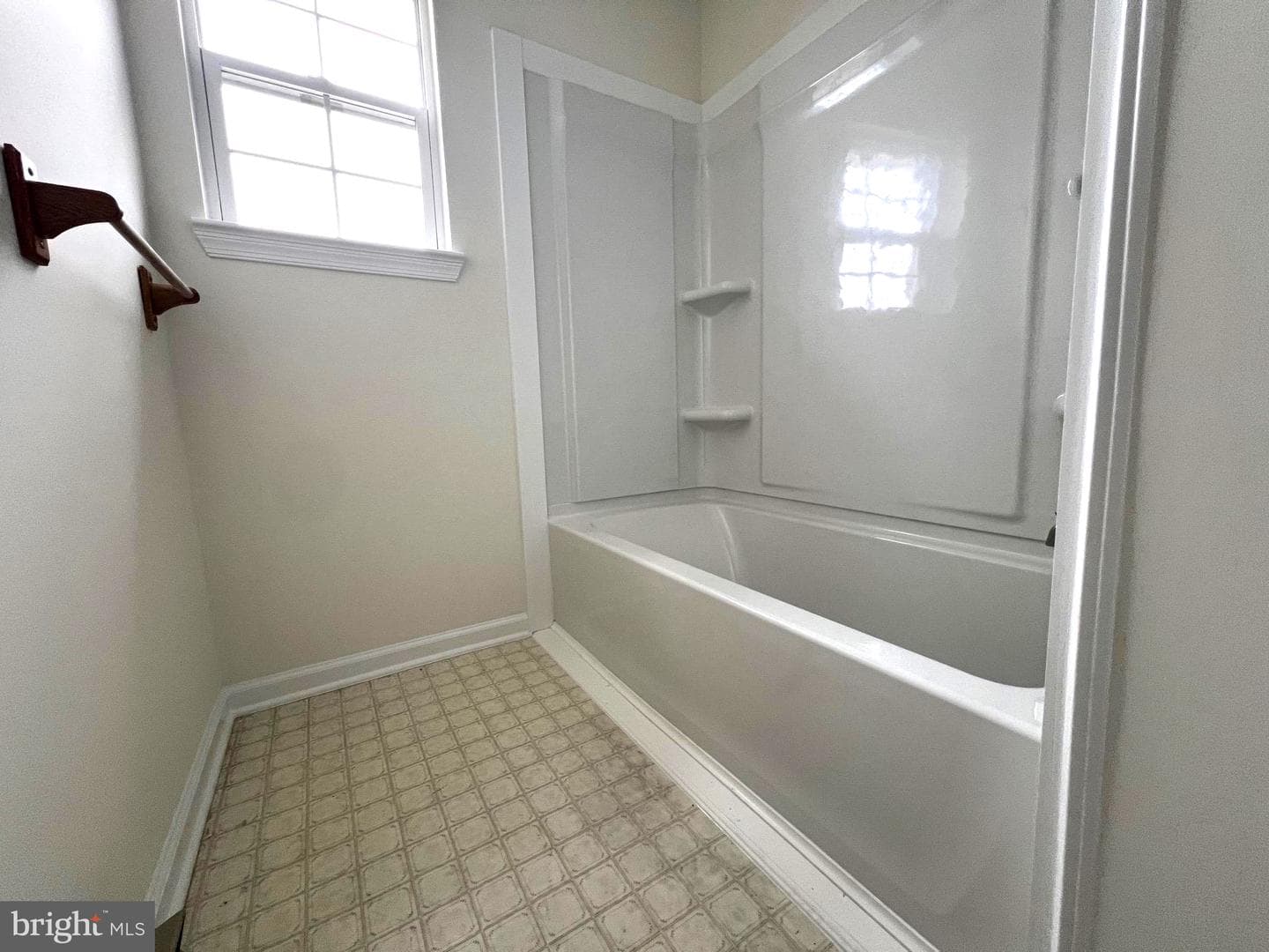 709 Governors Avenue photo 11