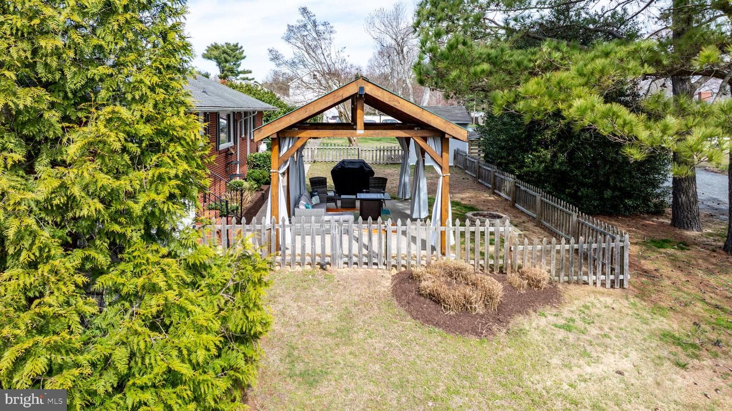 5505 Whitehall Road photo 28