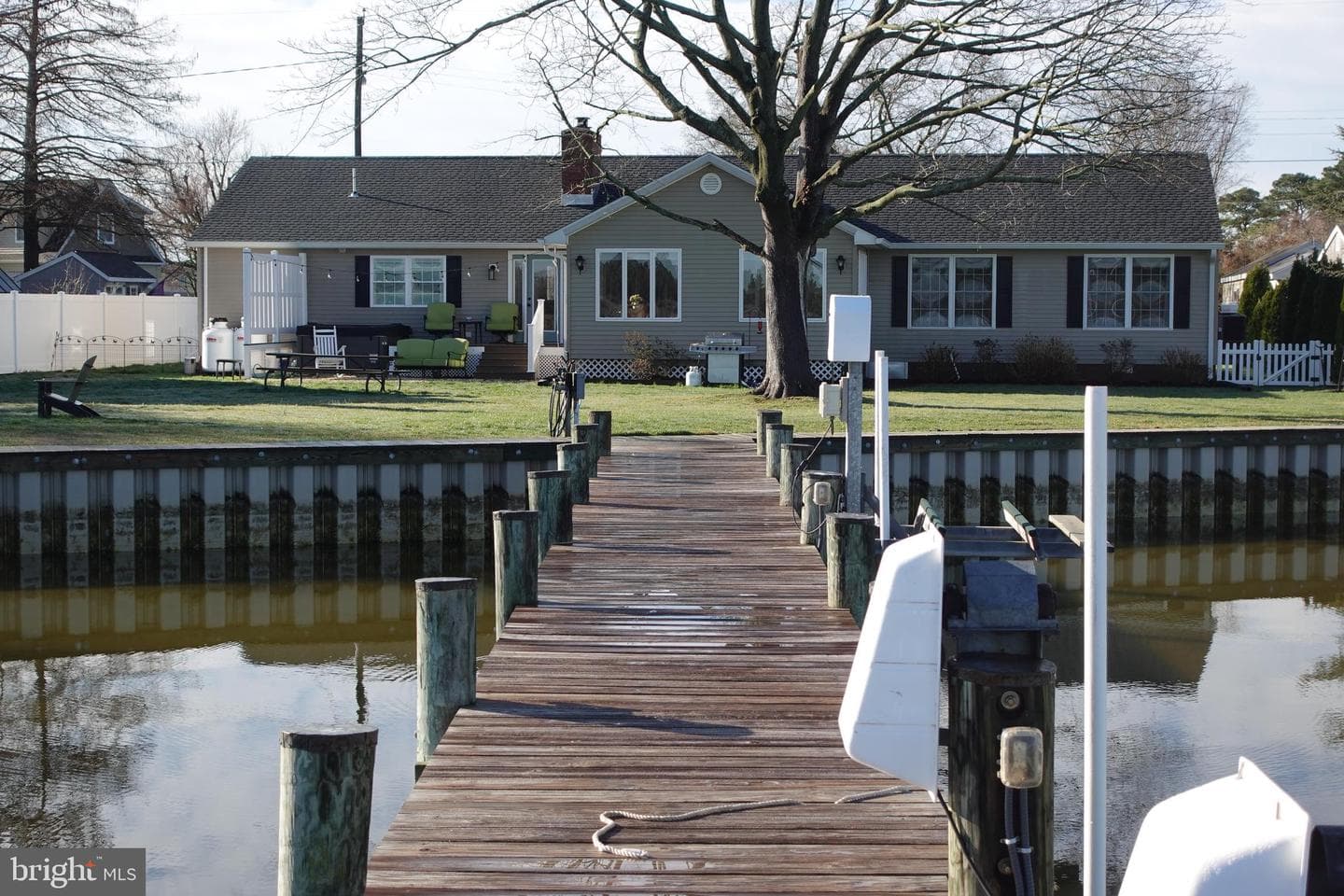 1604 Deep Point Road photo 2