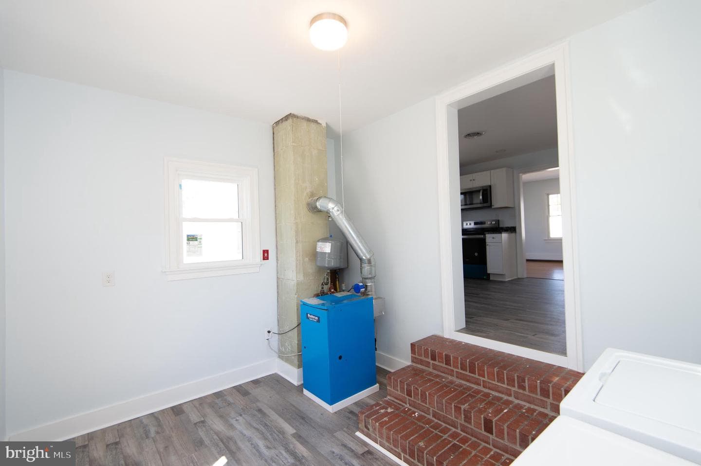 412 E Appleby Avenue photo 16