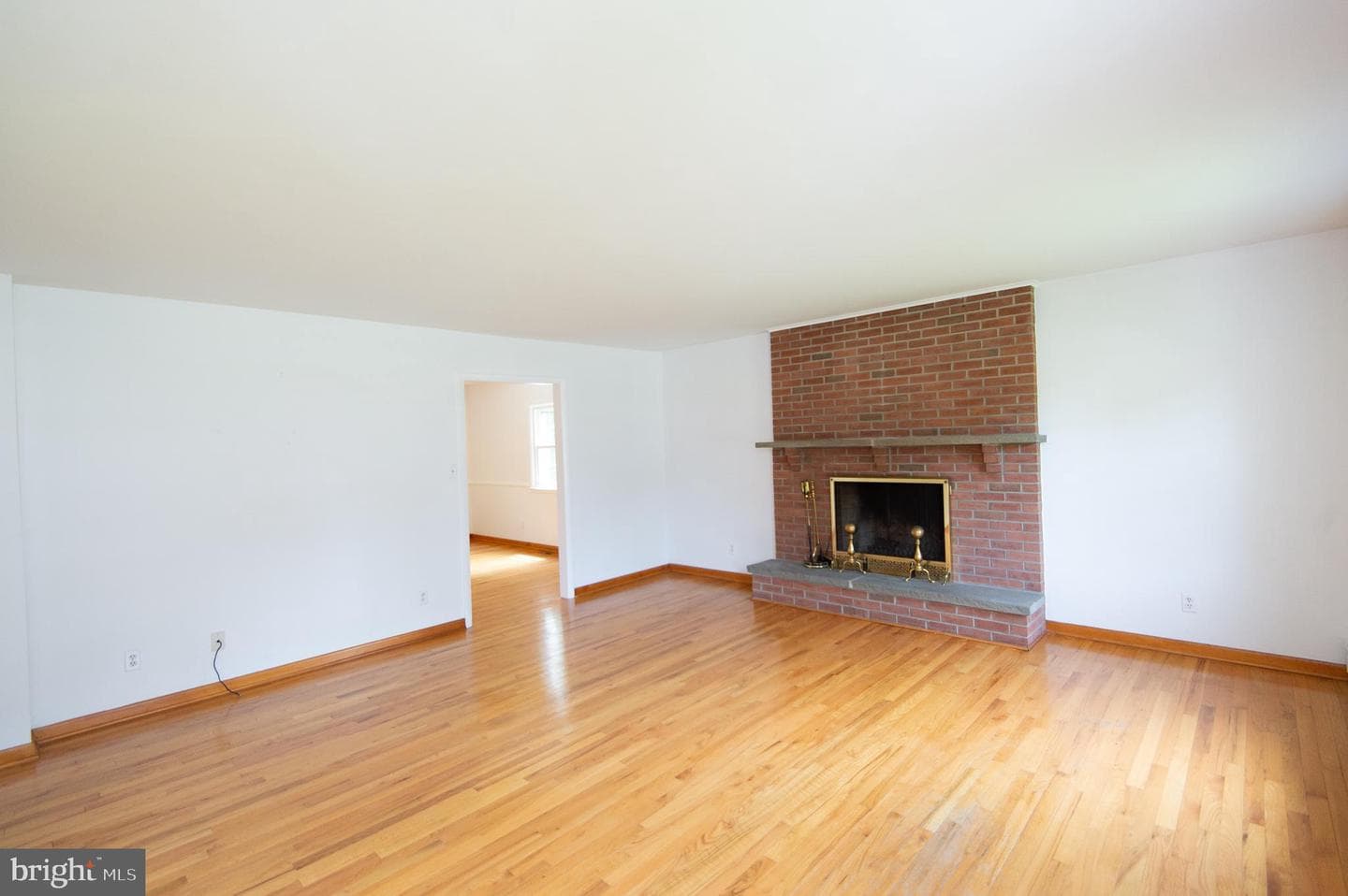 604 Edlon Park Drive photo 4