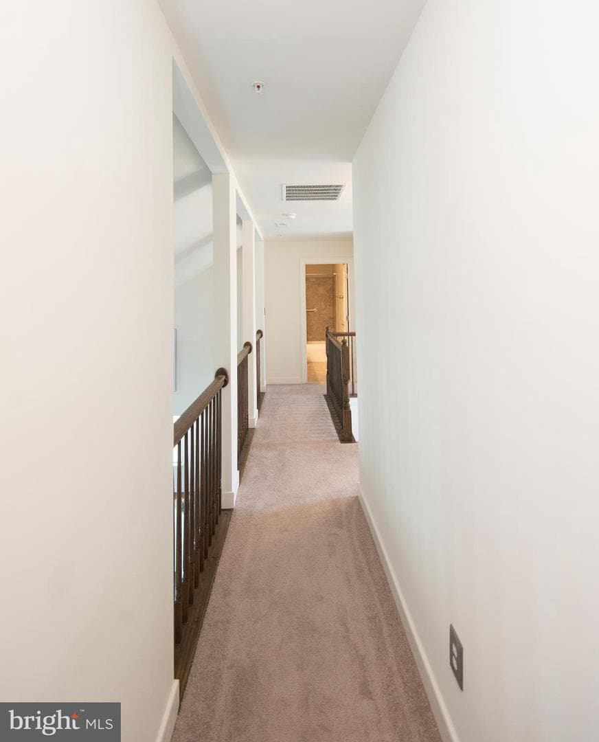 304 Regulator Drive S photo 38