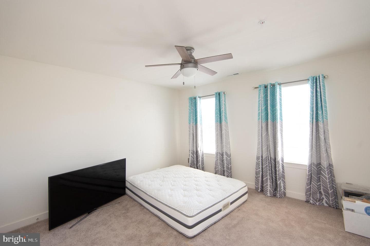 304 Regulator Drive S photo 48