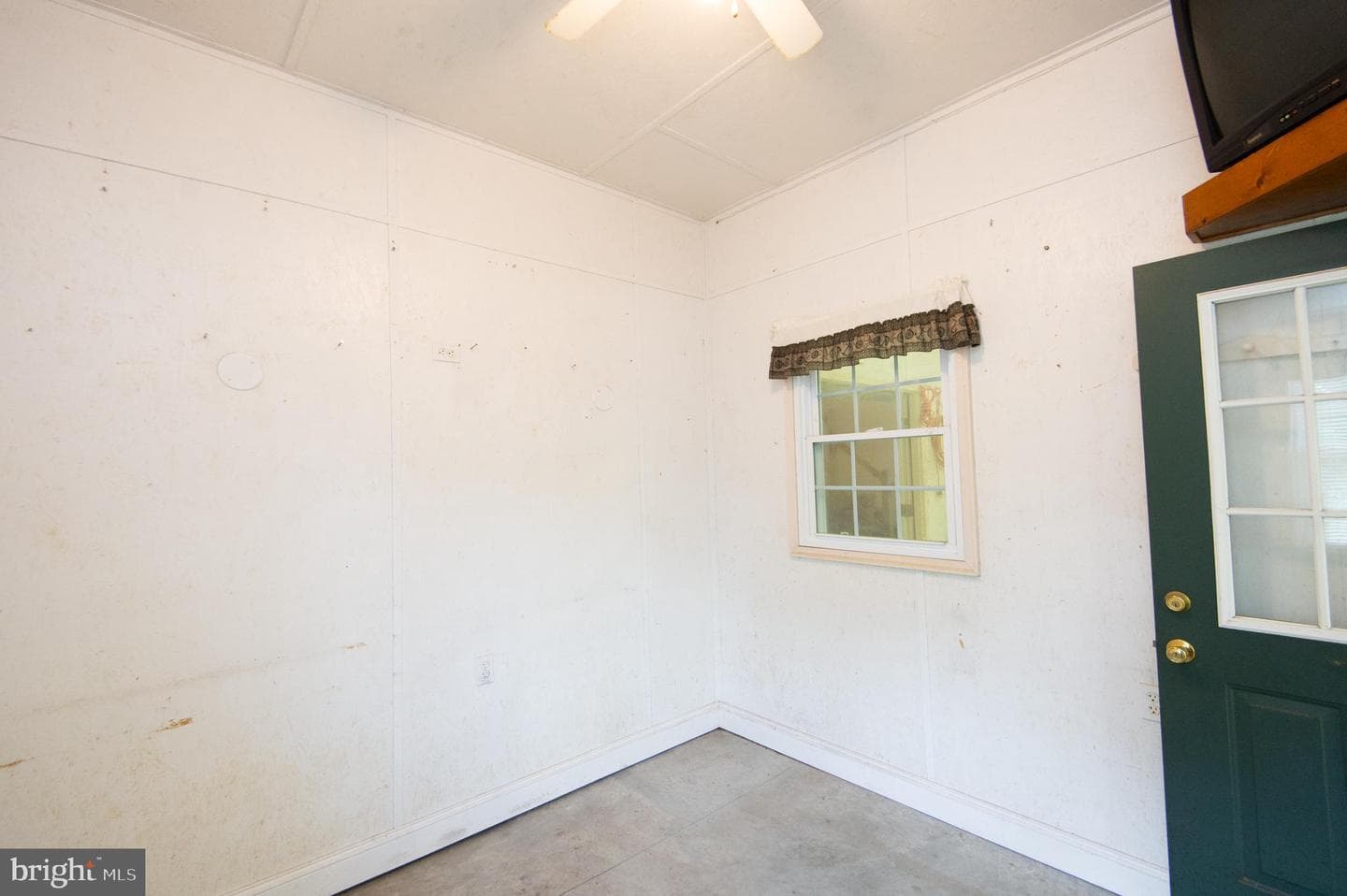 110 Middle Street photo 27